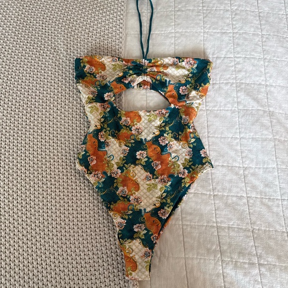 Bydee One Piece - Picture 5 of 8